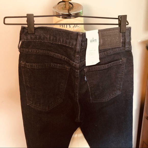 Levi's Made & Crafted Stems Mid-Rise Flare Jean 26 - Picture 5 of 6